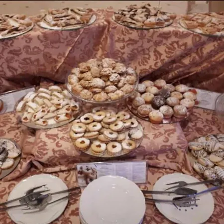 Отель Grand Stella Maris Italia 4*