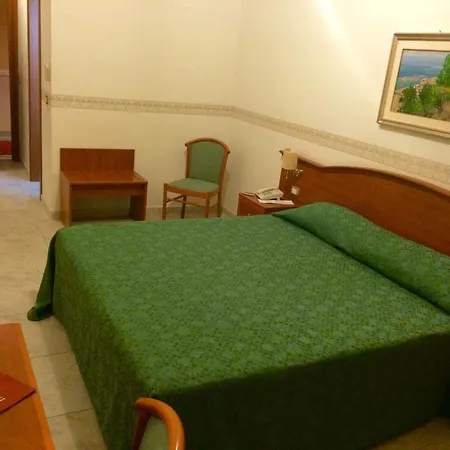Hotel Grand Stella Maris Italia 4*