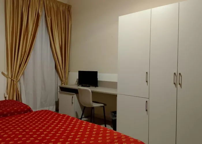 מלון Grand Stella Maris Italia 4*